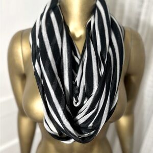 NWT-Chico’s black&white Stripe Susie Infinity Scarf SOLD OUT everywhere else :)